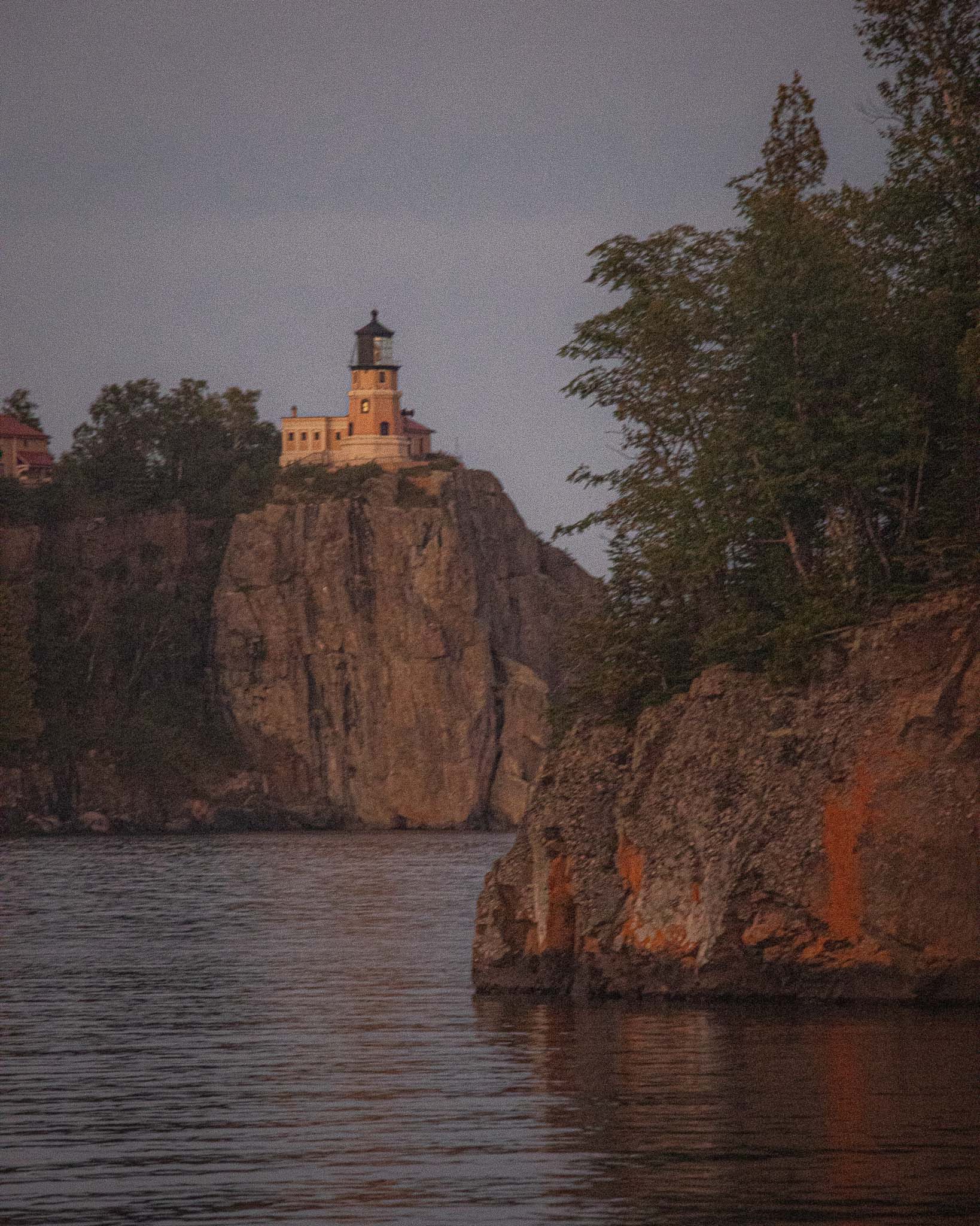 Image of split rock light house on Lake Superior