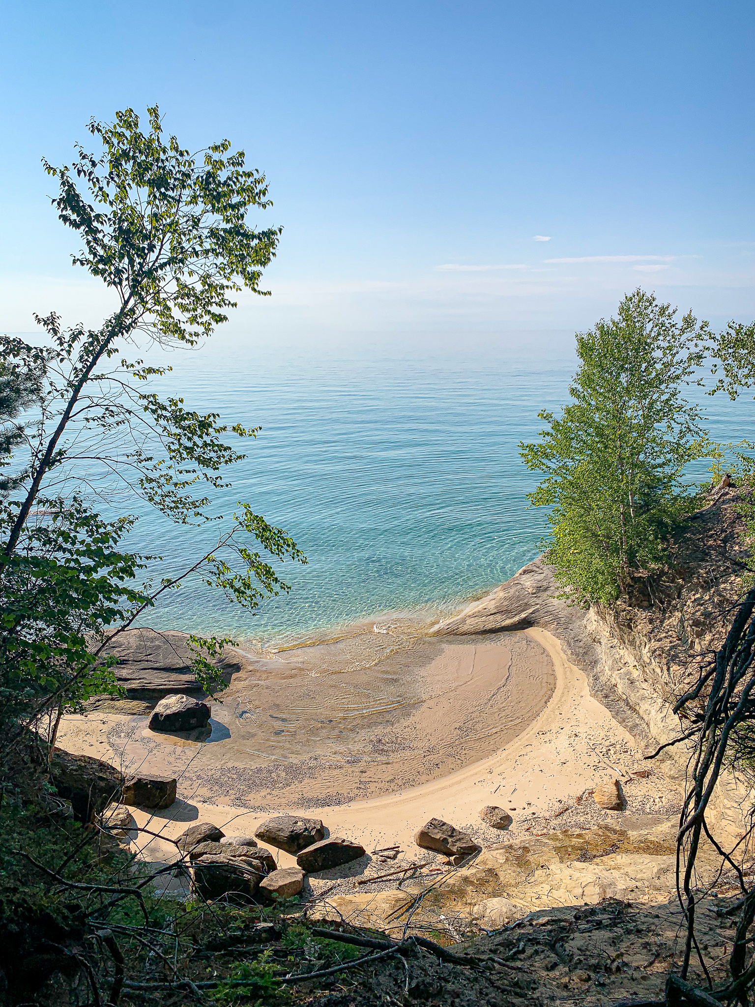 image of a beautiful swimming spot on Lake Superior with blue water