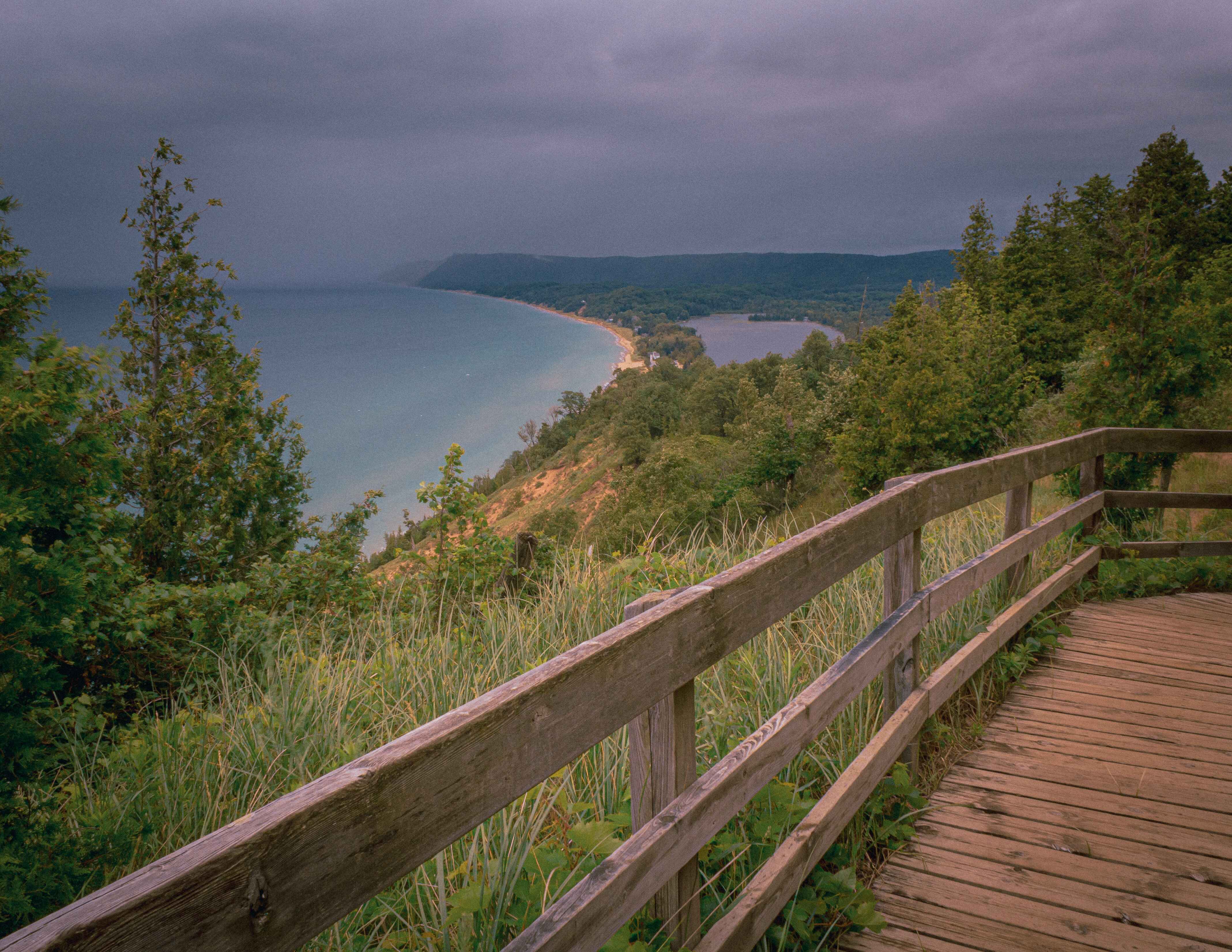 empire bluffs trail, michigan, sleeping bear dunes hiking