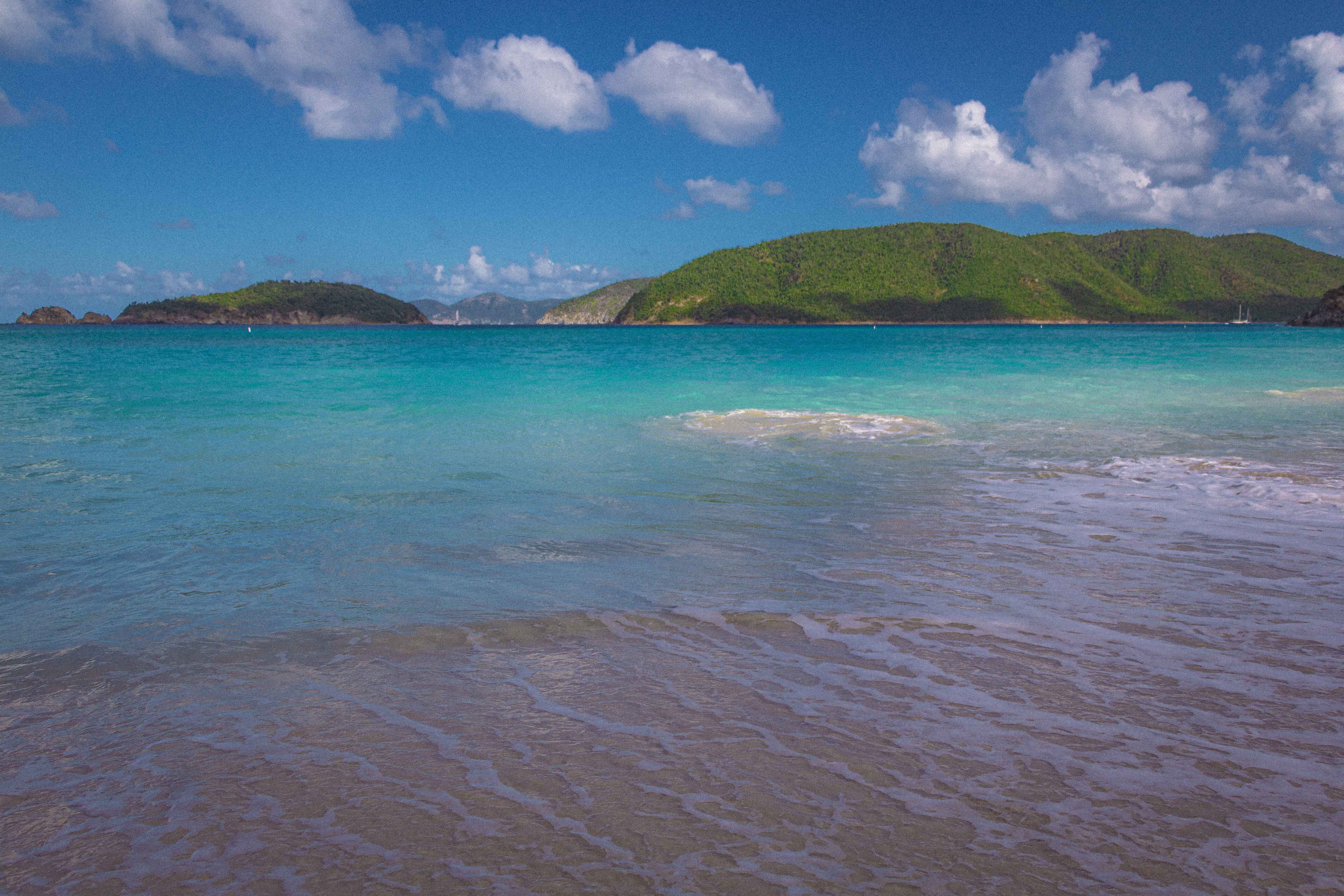 cinnamon bay beach