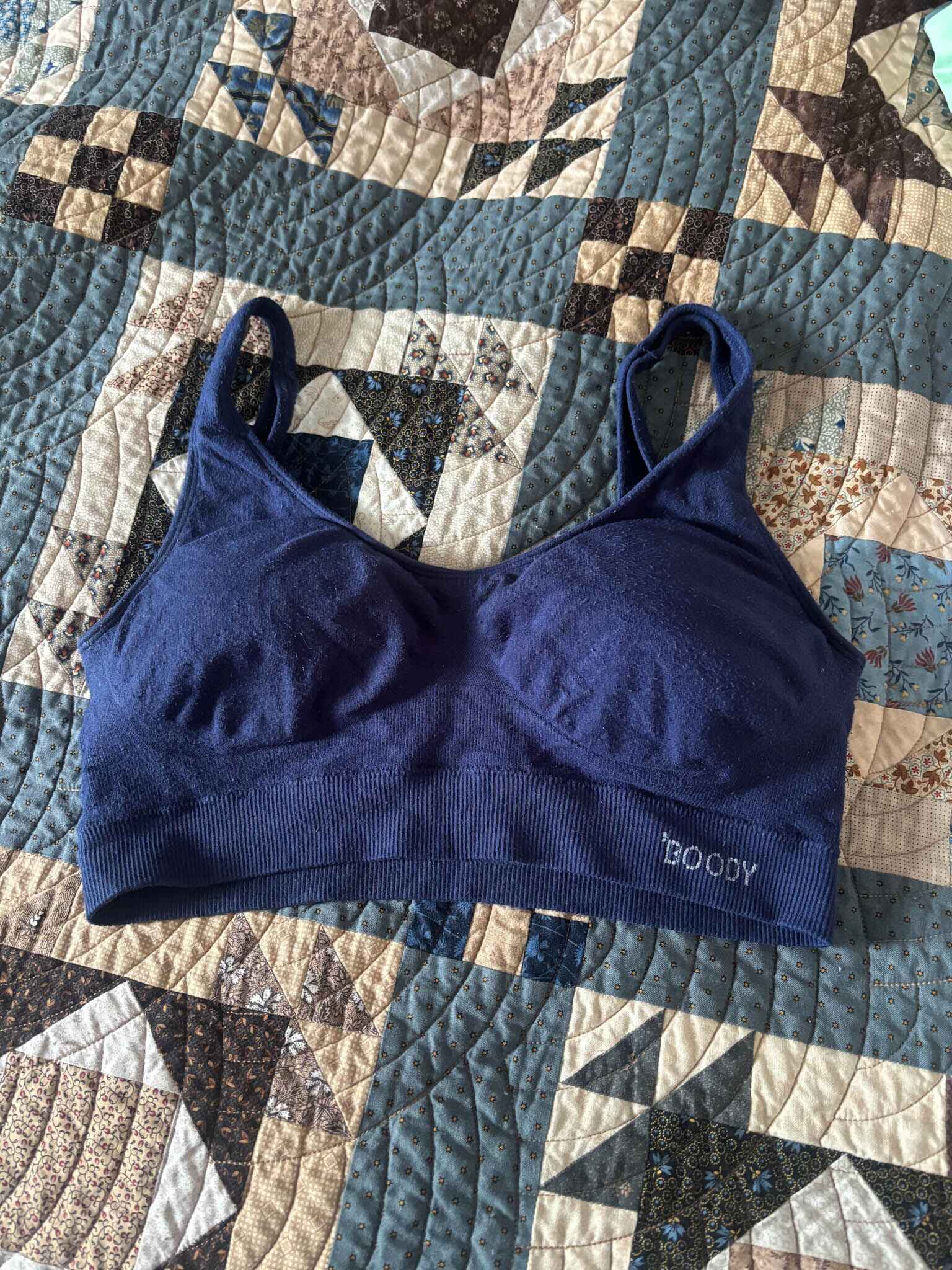 A Boody sports bra close up image