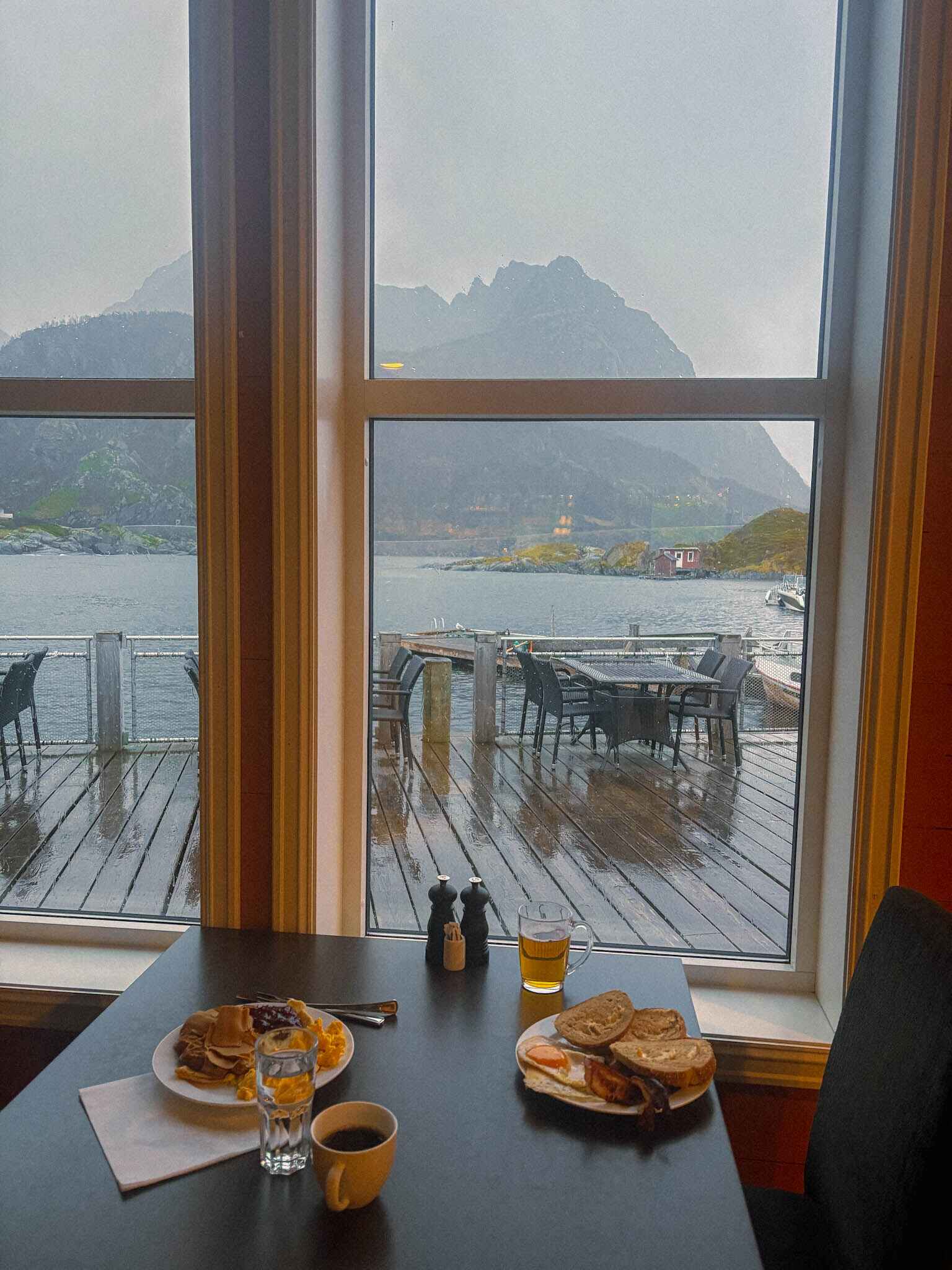 image of breakfast at Hamn i Senja